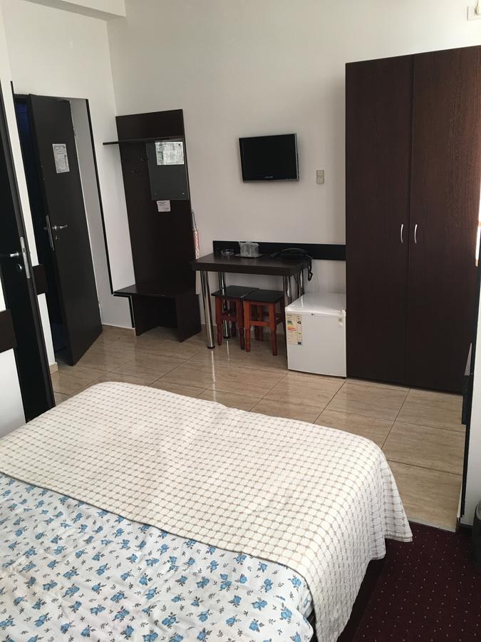 בוקרשט Hotel Taco מראה חיצוני תמונה