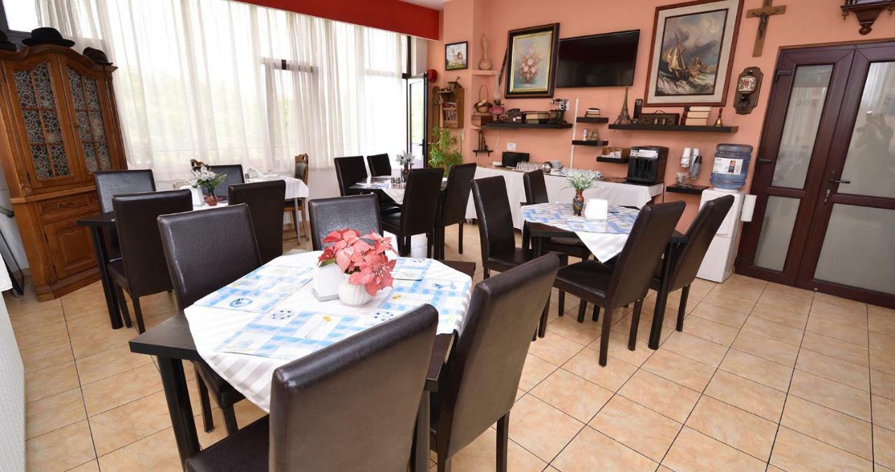 בוקרשט Hotel Taco מראה חיצוני תמונה